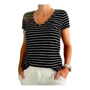 Caslon Black & White Stripe Shirt with pocket - Size Medium